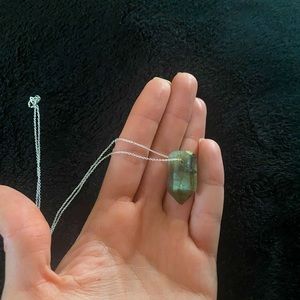 Athena’s Crystals Labradorite necklace !